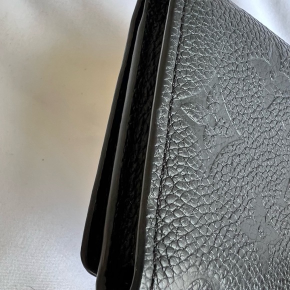 Authentic LOUIS VUITTON Monogram Empreinte Card Holder - Picture 5 of 9